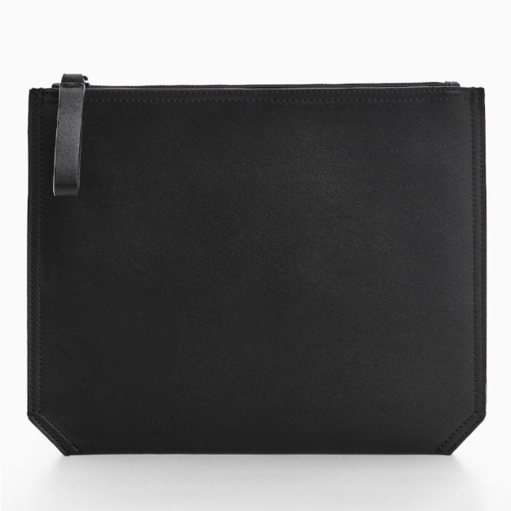 MNG Leather-effect tablet case